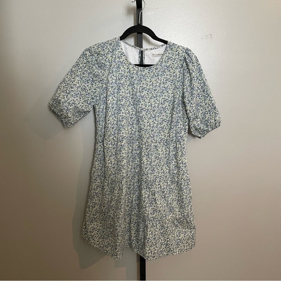 Abercrombie & Fitch Dresses & Skirts - Abercrombie & Fitch Micro Floral Puff Sleeve Flounce Mini Dress Size XST